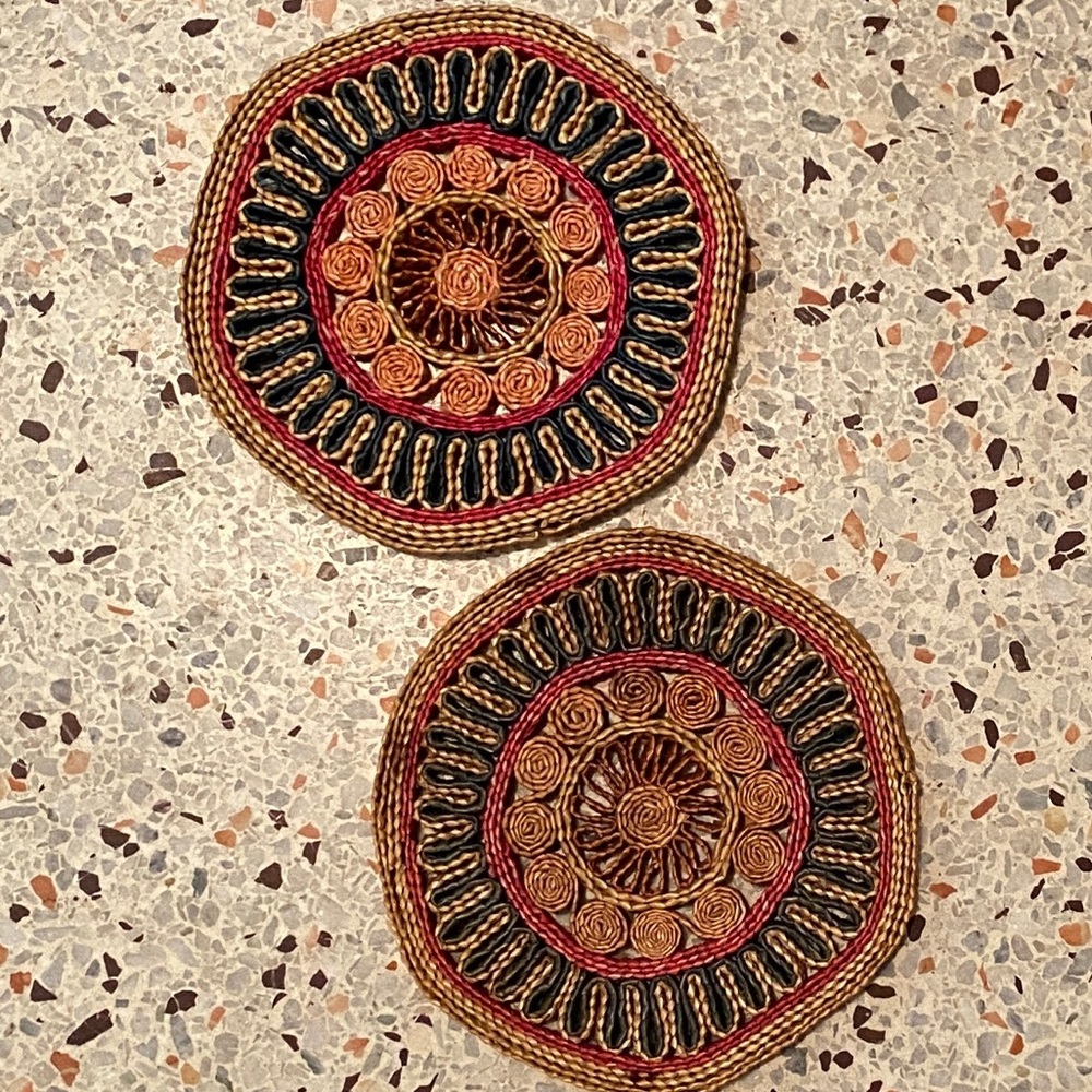 Set of 2 Retro Straw Hot Plates/Trivets